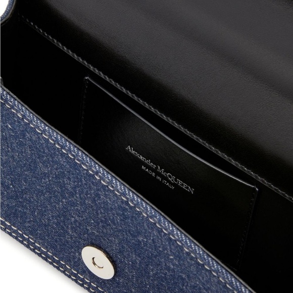 🎁 NWT Alexander McQueen The Knuckle Satchel Crossbody Bag Denim/Black - Picture 5 of 11
